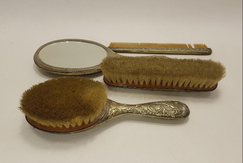 1920'LERDEN ÜZERİ KABARTMA İŞÇİLİKLİ BAKIM SETİ 