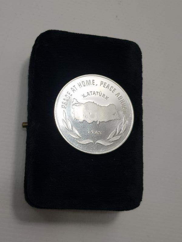 1973 ATATÜRK YURTTA SULH CİHANDA SULH GÜMÜŞ MADALYON 