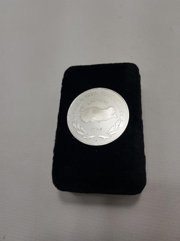 1973 ATATÜRK YURTTA SULH CİHANDA SULH GÜMÜŞ MADALYON 