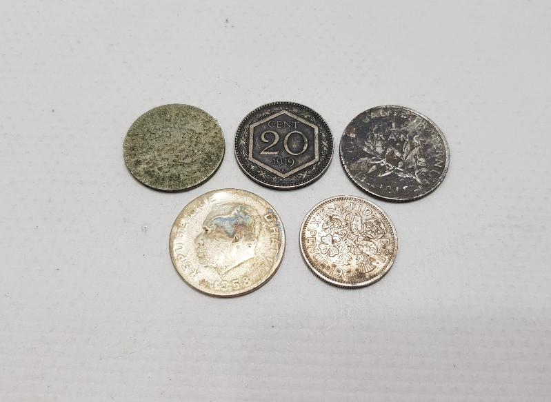 5 ADET YABANCI PARA LOTU 