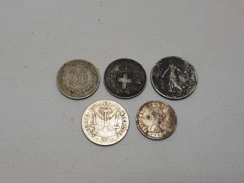 5 ADET YABANCI PARA LOTU 