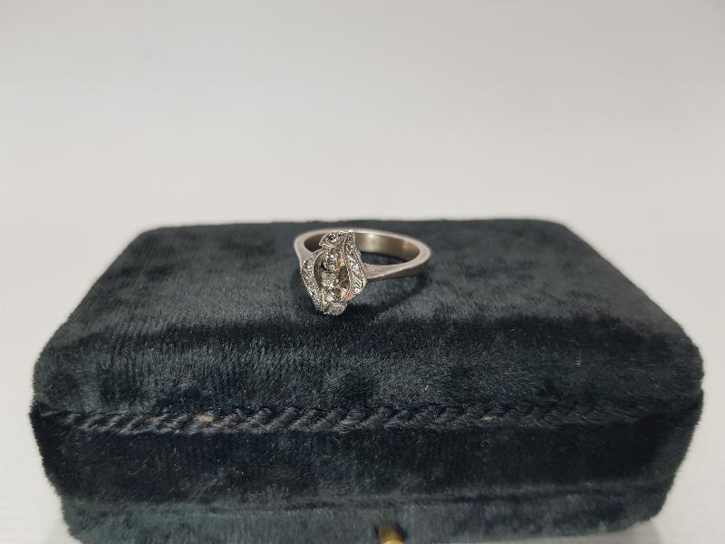 ANTİKA PIRLANTA YÜZÜK