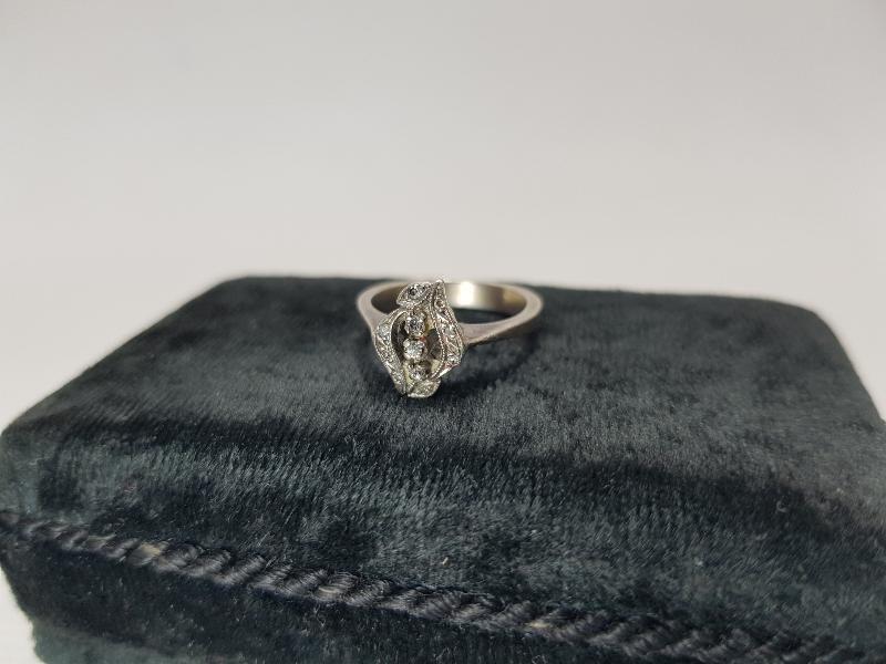 ANTİKA PIRLANTA YÜZÜK