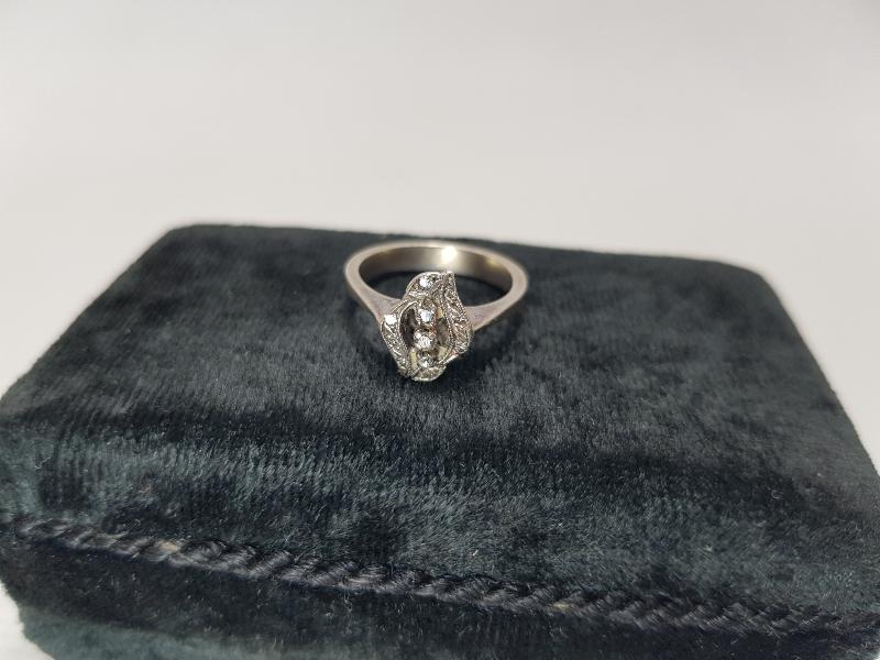 ANTİKA PIRLANTA YÜZÜK