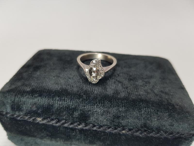 ANTİKA PIRLANTA YÜZÜK