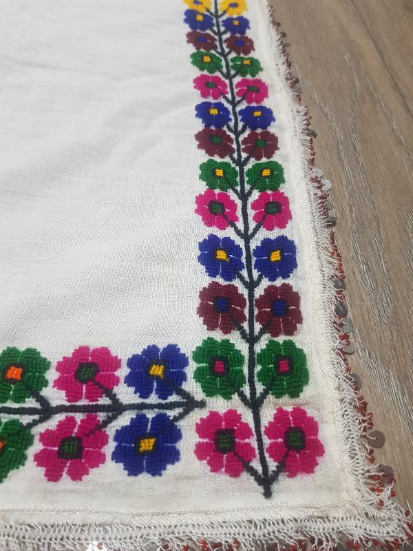 KANAVİÇE İŞLEMELİ KURAN OKUMA ÖRTÜSÜ