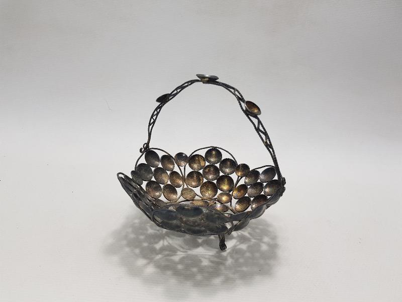 OSMANLI GÜMÜŞ PARALARDAN YAPILMIŞ NADİR FORMDA ŞEKERLİK