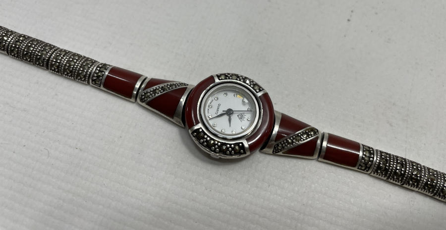 GÜMÜŞTEN MAMUL KOL SAATİ