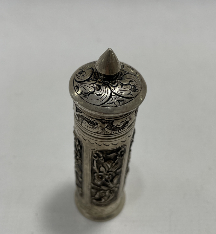 KAPAKLI UZAK DOĞU GÜMÜŞ KUTU