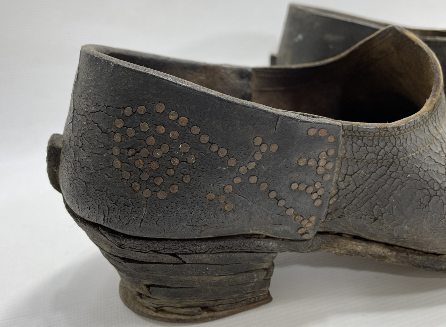 OSMANLI DÖNEMİ ÇOK NADİR KABARALI DAMAT AYAKKABISI