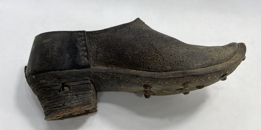 OSMANLI DÖNEMİ ÇOK NADİR KABARALI DAMAT AYAKKABISI