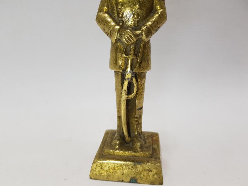 KARA HARP OKULU MEZUNU GENÇ SUBAY MUSTAFA KEMAL ATATÜRK HEYKEL