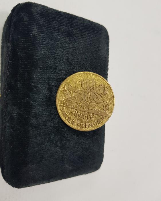 TÜRKİYE BİNİCİLİK FEDERASYONU ROZETİ 