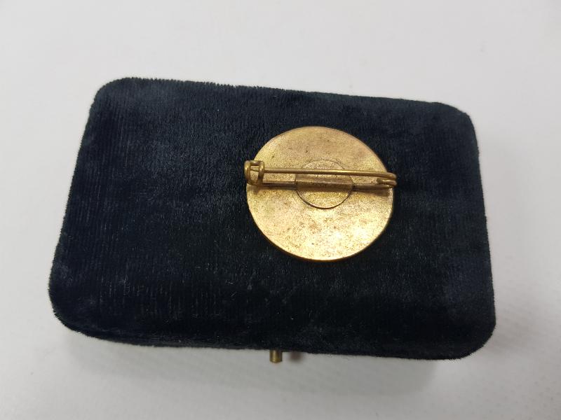 TÜRKİYE BİNİCİLİK FEDERASYONU ROZETİ 