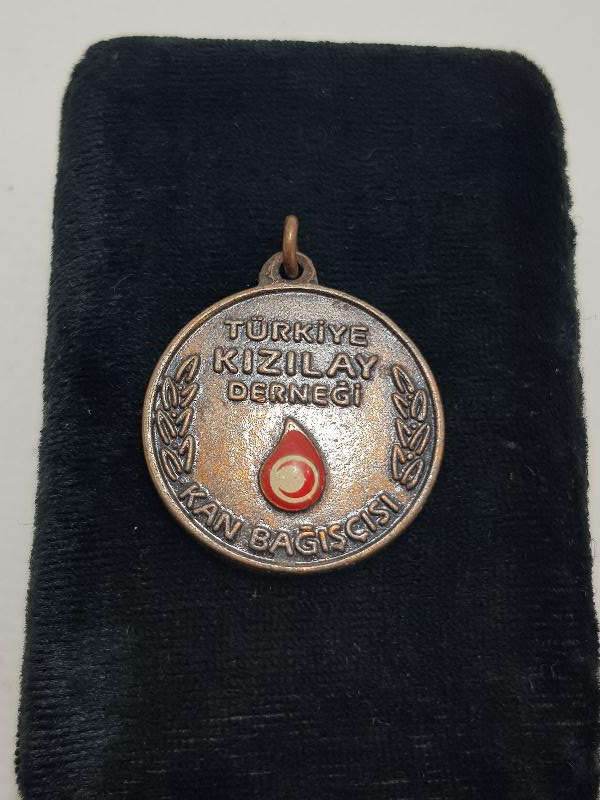 TÜRKİYE KIZILAY DERNEĞİ KAN BAĞIŞÇISI BRONZ MADALYA
