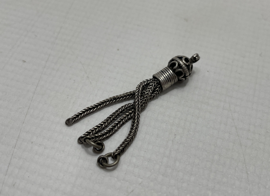 ANTİKA GÜMÜŞ TESBİH PÜSKÜLÜ