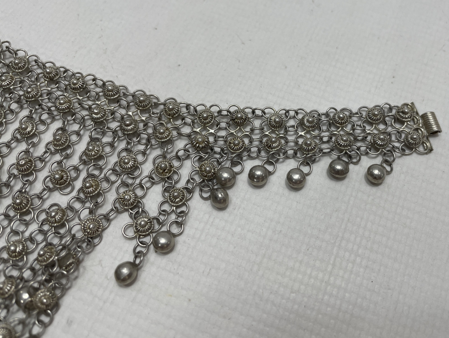 GÜVERSE İŞÇİLİKLİ ŞAHMERAN MODELİ YÜZÜKLÜ BİLEKLİK 