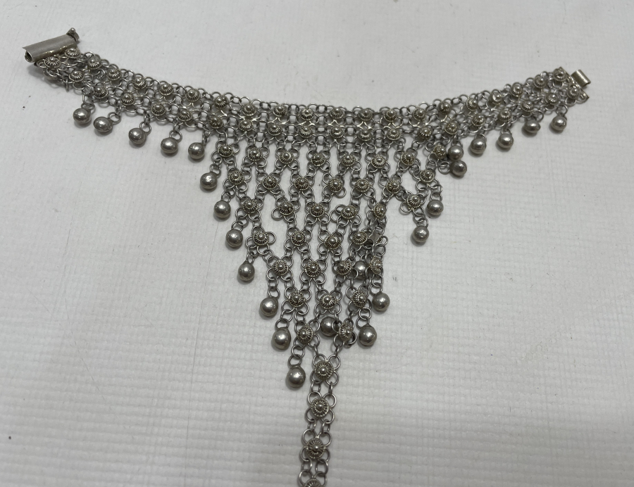 GÜVERSE İŞÇİLİKLİ ŞAHMERAN MODELİ YÜZÜKLÜ BİLEKLİK 