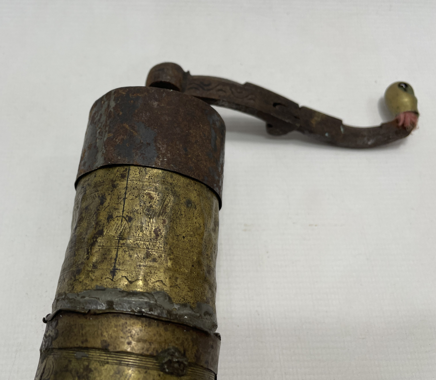 OSMANLI DÖNEMİ NADİR FORMDA KAHVE DEĞİRMENİ