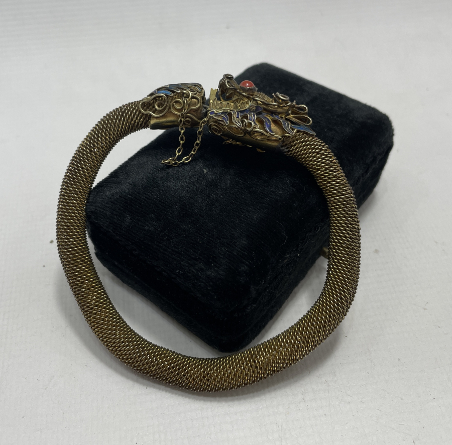 ÜZERİ MİNE İŞÇİLİKLİ ALTIN KAPLAMA  ANTİKA BİLEKLİK