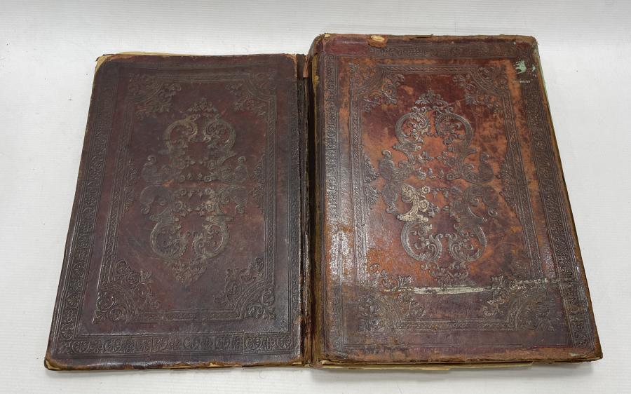 OSMANLI DÖNEMİ DERİ CİLTLİ VE BOL GÖRSELLİ NADİR FORMDA MUHAMMEDİYE