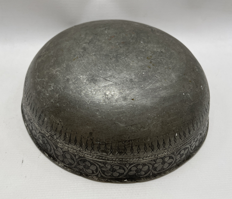 OSMANLI DÖNEMİ NADİR FORMDA TAMAMI İŞLEMELİ ÇUKUR TABAK