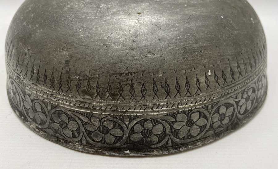 OSMANLI DÖNEMİ NADİR FORMDA TAMAMI İŞLEMELİ ÇUKUR TABAK