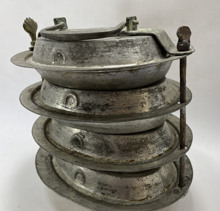 OSMANLI DÖNEMİ ÜZERİ HİLAL MOTİFLİ SEFER TASI