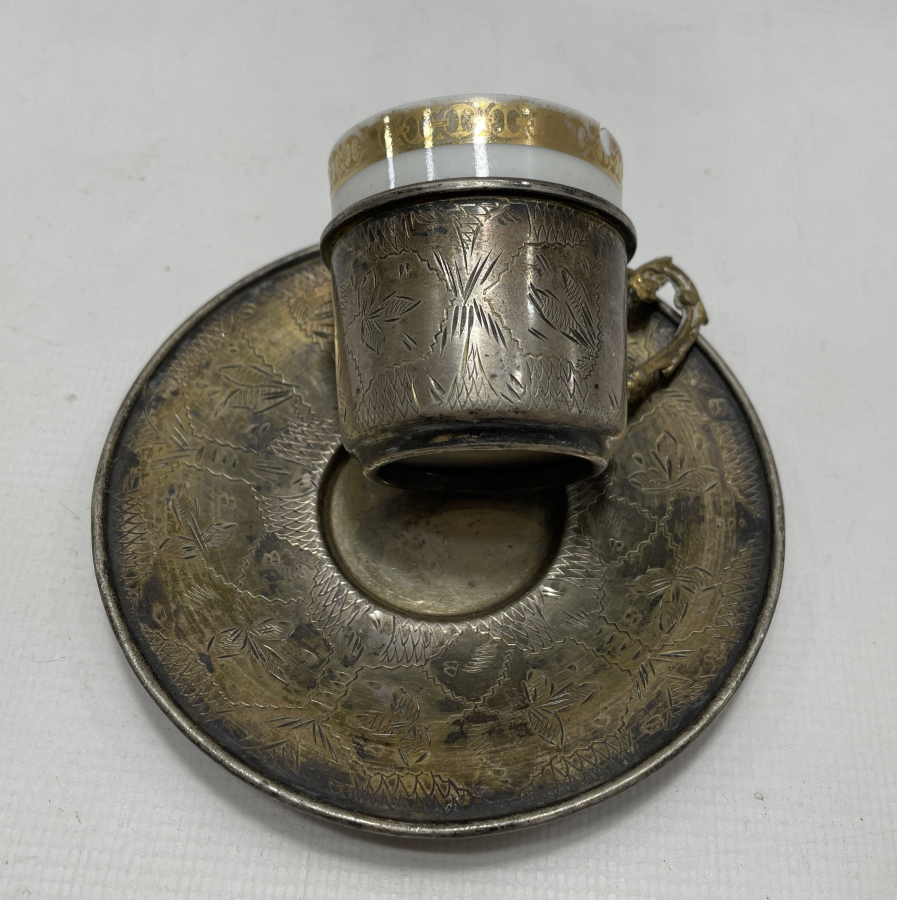 OSMANLI DÖNEMİ ÜZERİ KALEM İŞÇİLİKLİ GÜMÜŞ FİNCAN VE ALTLIĞI