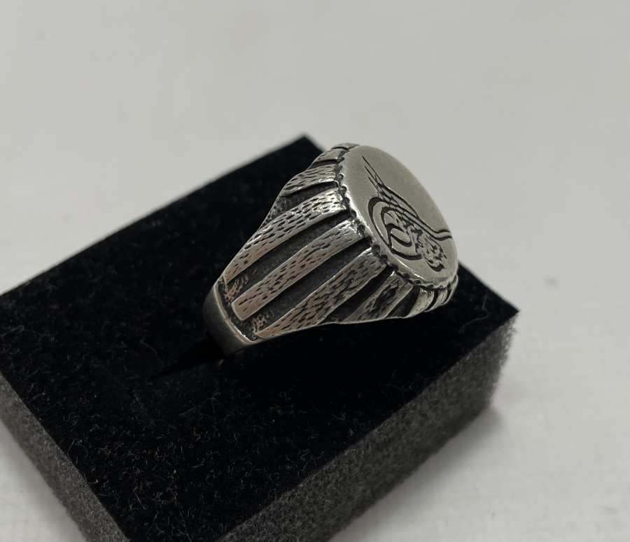 ÜZERİ TUĞRA MOTİFLİ GÜMÜŞ YÜZÜK