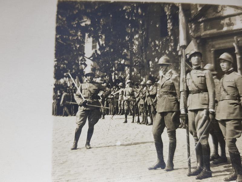İŞGAL KUVVETLERİ İSTANBUL'DA İÇTİMA ALANINDA 