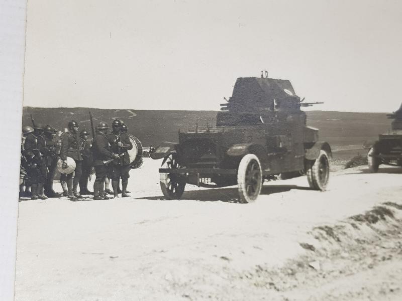 İSTANBUL'DA İŞGAL KUVVETLERİ ZIRHLI ARAÇLARIYLA BAKIRKÖY'E GİDERKEN