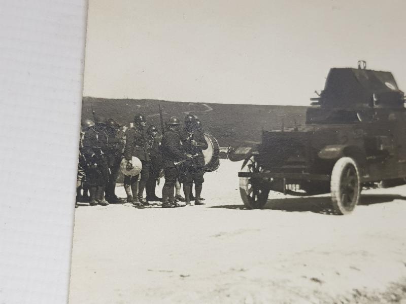 İSTANBUL'DA İŞGAL KUVVETLERİ ZIRHLI ARAÇLARIYLA BAKIRKÖY'E GİDERKEN