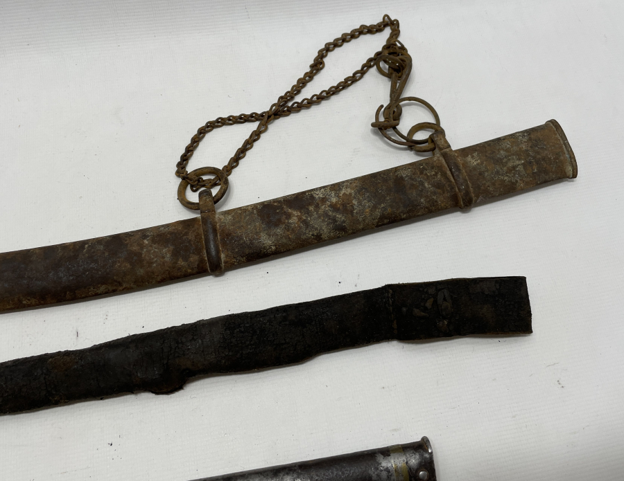 1. DÜNYA SAVAŞI DÖNEMİ OSMANLI ASKERİ KILIÇ VE SÜNGÜ KINI LOTU