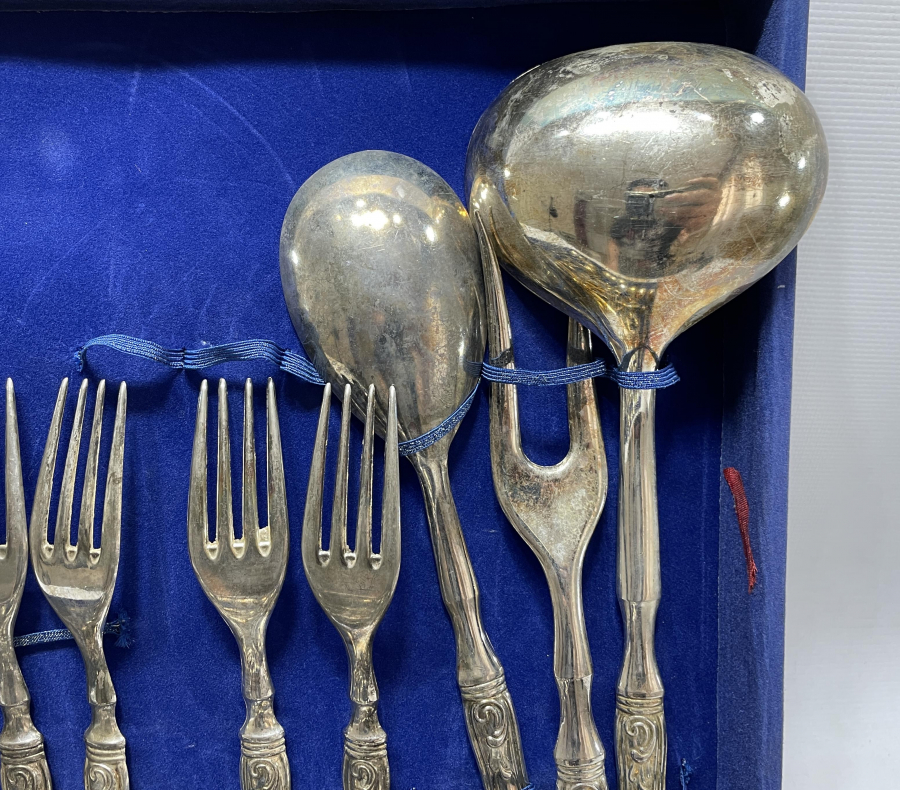 1900 BAŞLARI ORJİNAL KUTUSUNDA  GÜMÜŞ KAPLAMA 6 KİŞİLİK YEMEK TAKIMI