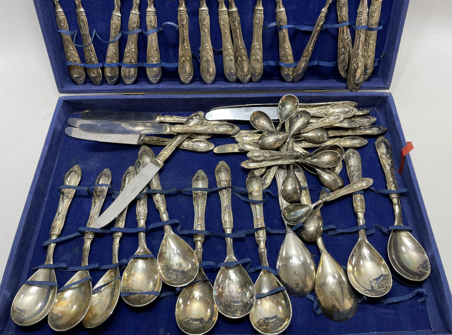 1900 BAŞLARI ORJİNAL KUTUSUNDA  GÜMÜŞ KAPLAMA 6 KİŞİLİK YEMEK TAKIMI