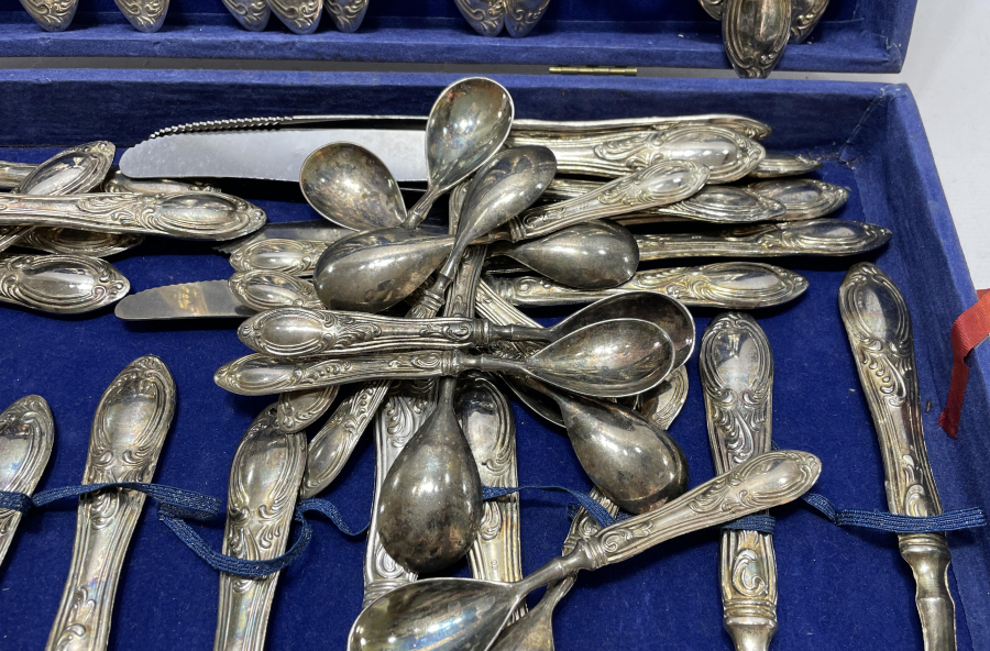 1900 BAŞLARI ORJİNAL KUTUSUNDA  GÜMÜŞ KAPLAMA 6 KİŞİLİK YEMEK TAKIMI