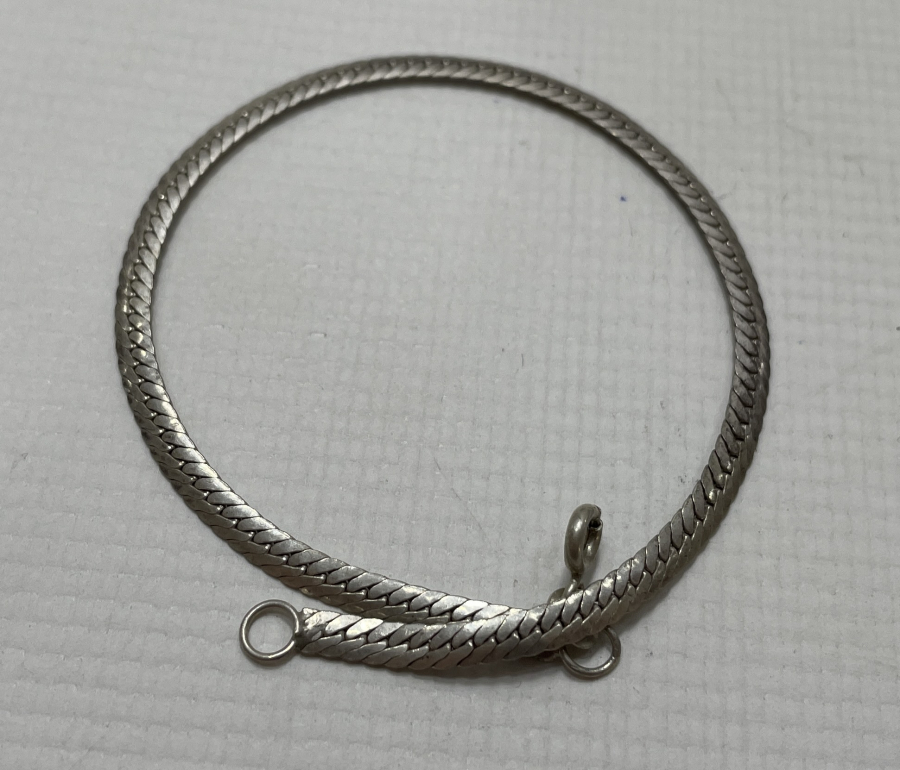 GÜMÜŞ KATLI BİLEKLİK