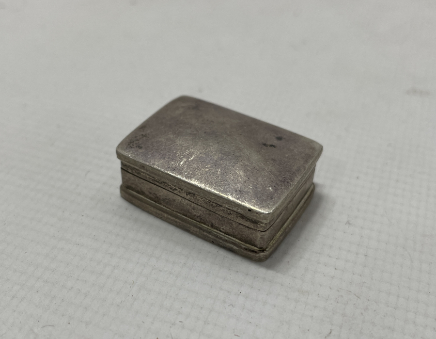 GÜMÜŞTEN MAMUL HAP KUTUSU