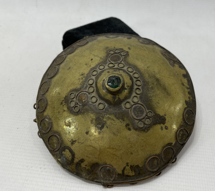 OSMANLI DÖNEMİ KABARTMA İŞÇİLİKLİ VE TAŞLI GELİN TEPELİĞİ