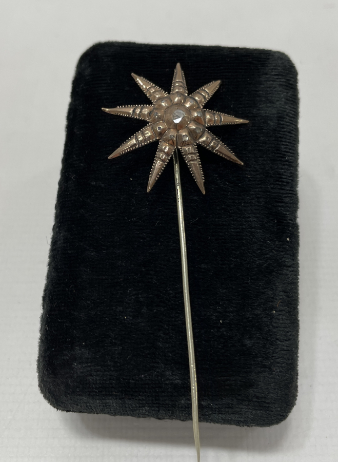 OSMANLI DÖNEMİ YILDIZ FORMUNDA ALTIN BROŞ