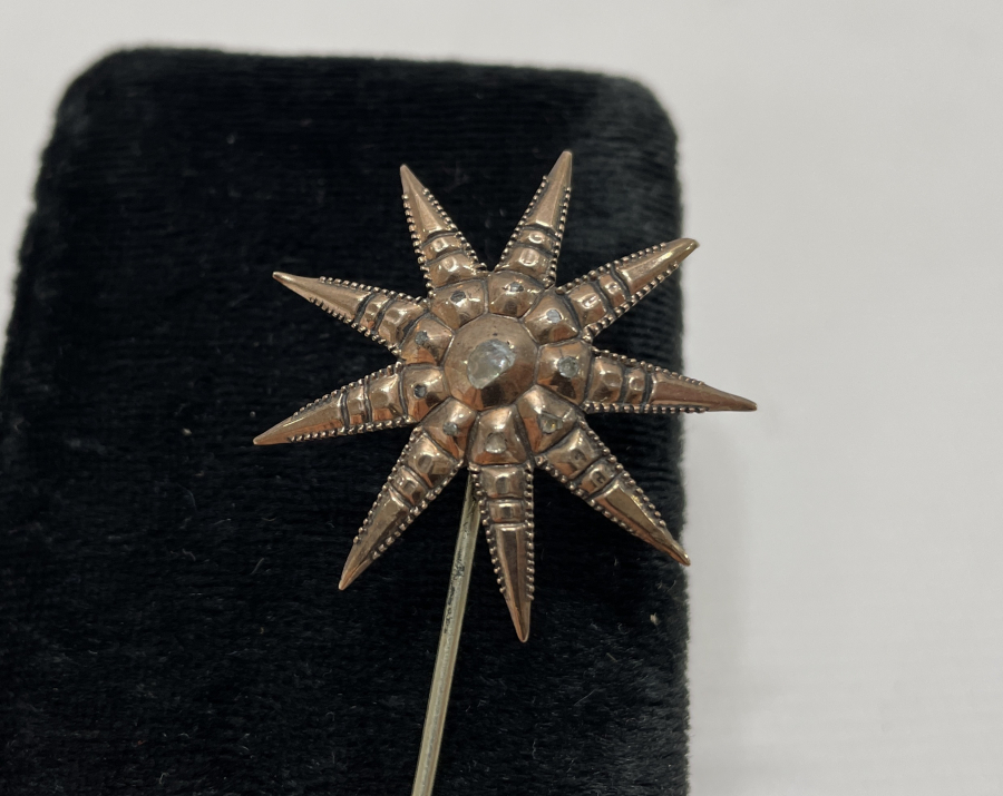 OSMANLI DÖNEMİ YILDIZ FORMUNDA ALTIN BROŞ