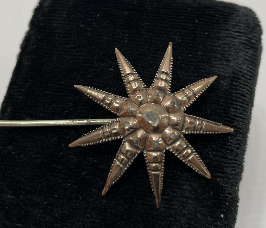 OSMANLI DÖNEMİ YILDIZ FORMUNDA ALTIN BROŞ