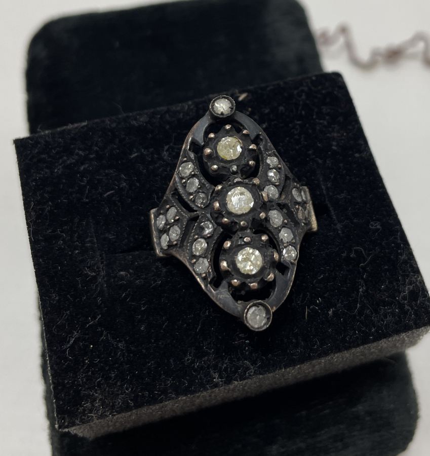 ÖZEL YAPIM ELMAS YÜZÜK