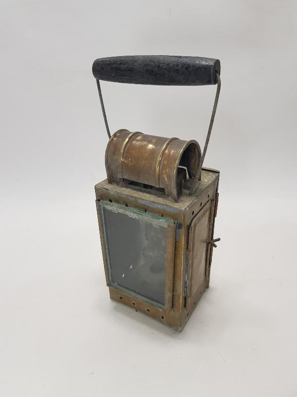 ANTİKA DEMİRYOLU İŞARET LAMBASI 