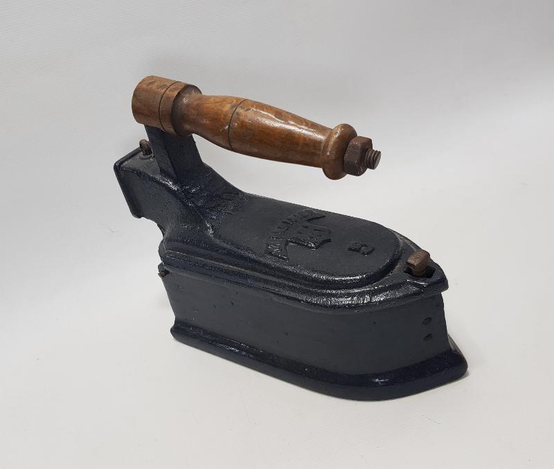 ANTİKA KÖMÜRLÜ ÜTÜ