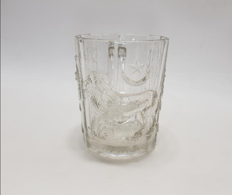 OSMANLI DÖNEMİ AY YILDIZLI BAYRAK VE ASLAN KABARTMA RESİMLİ BİRA BARDAĞI 