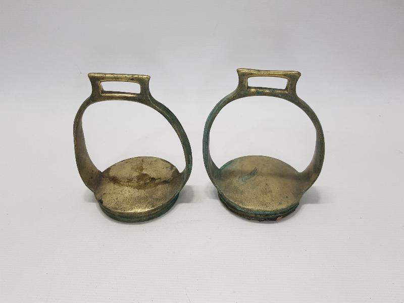 OSMANLI DÖNEMİ BİR ÇİFT BRONZ ÜZENGİ 