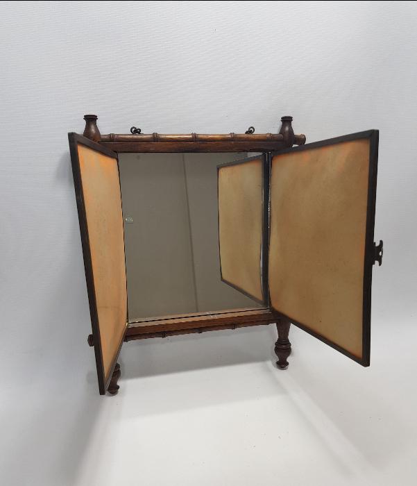 OSMANLI DÖNEMİ KADIN RESİMLERİYLE SÜSLÜ AHŞAP AYNA