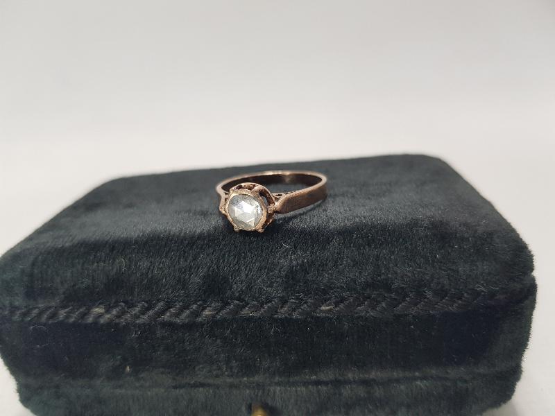 TEKTAŞ PIRLANTA YÜZÜK 